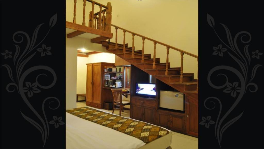 บูกิต ดวน โฮเต็ล แอนด์ รีสอร์ต Hotel เกอดีรี ภายนอก รูปภาพ