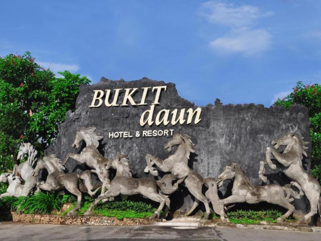 บูกิต ดวน โฮเต็ล แอนด์ รีสอร์ต Hotel เกอดีรี ภายนอก รูปภาพ