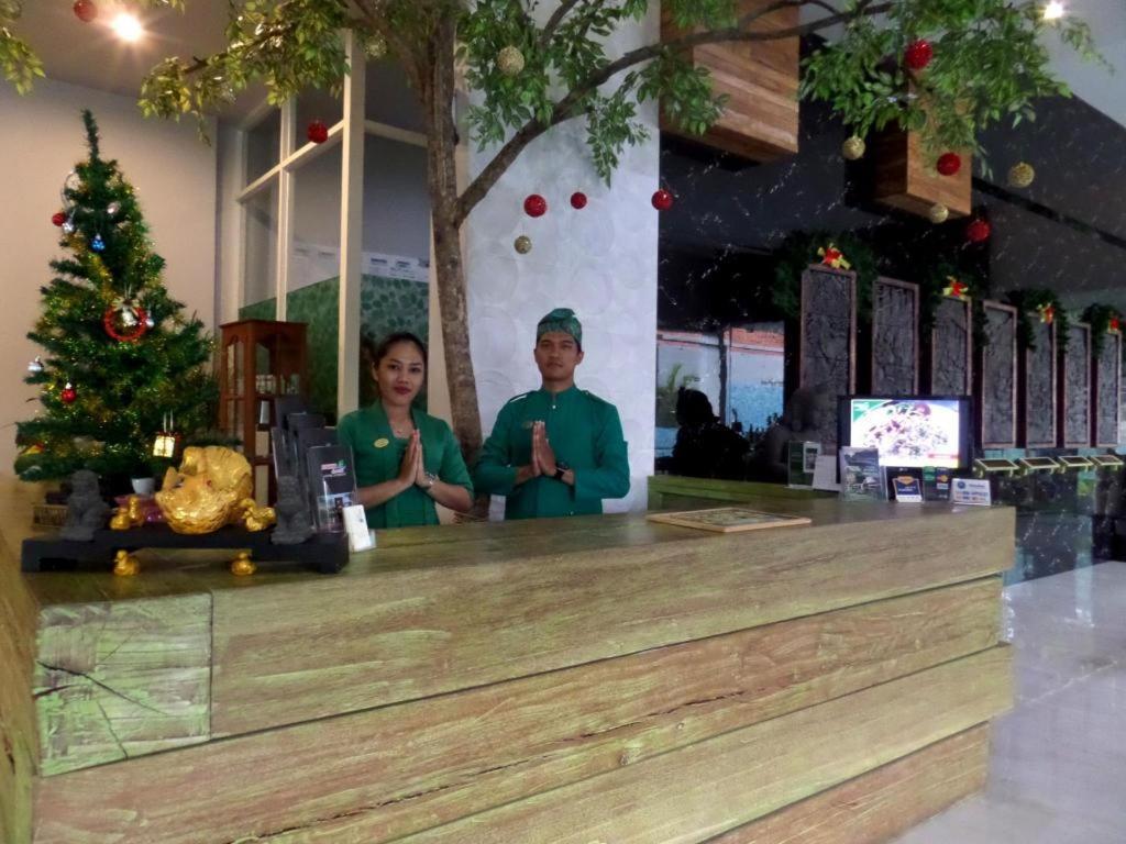 บูกิต ดวน โฮเต็ล แอนด์ รีสอร์ต Hotel เกอดีรี ภายนอก รูปภาพ