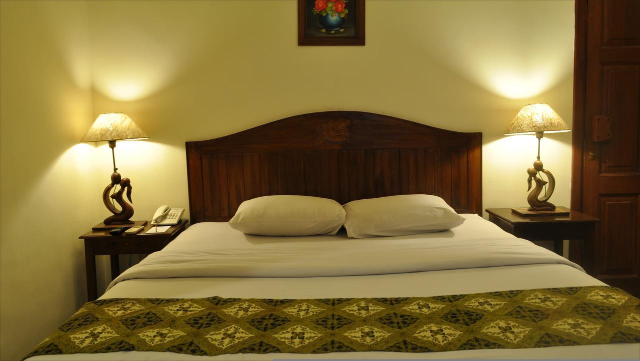 บูกิต ดวน โฮเต็ล แอนด์ รีสอร์ต Hotel เกอดีรี ภายนอก รูปภาพ