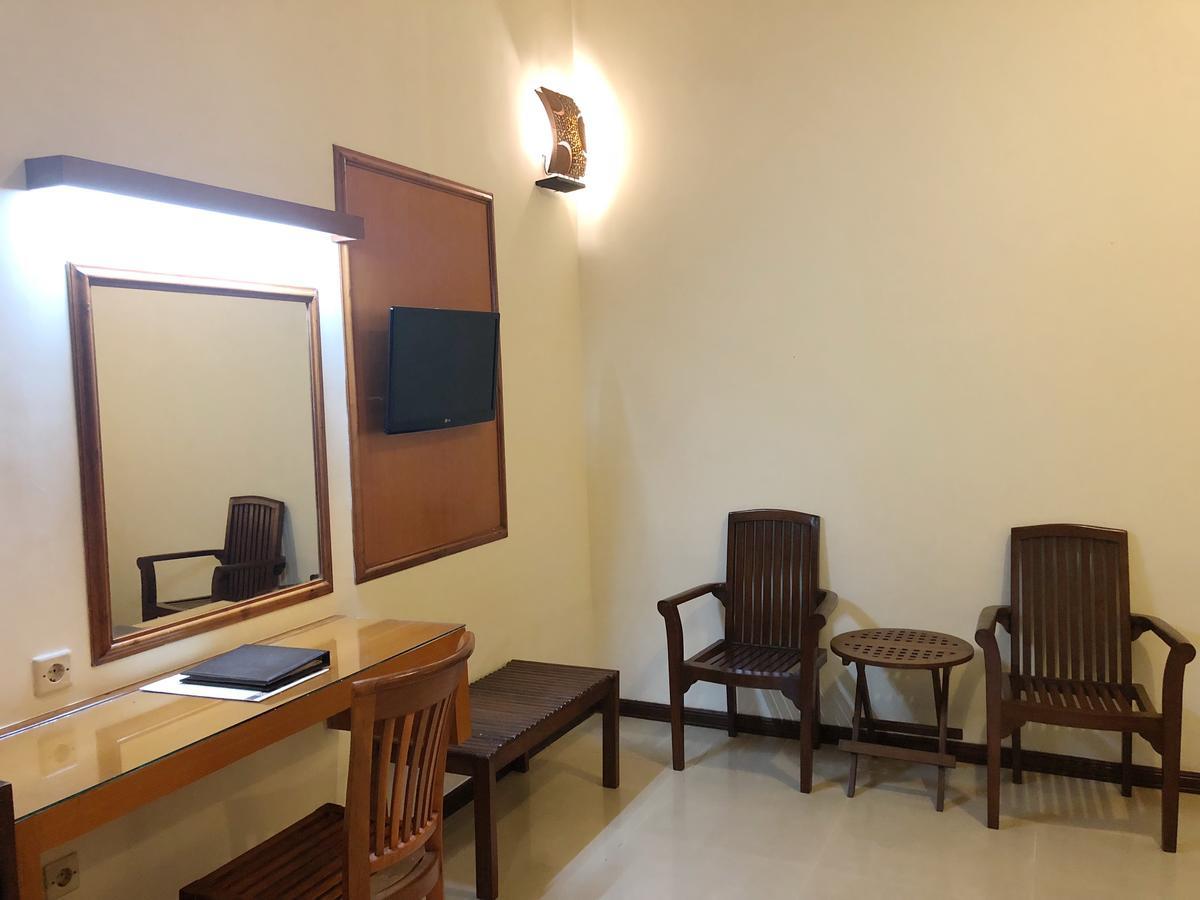 บูกิต ดวน โฮเต็ล แอนด์ รีสอร์ต Hotel เกอดีรี ภายนอก รูปภาพ