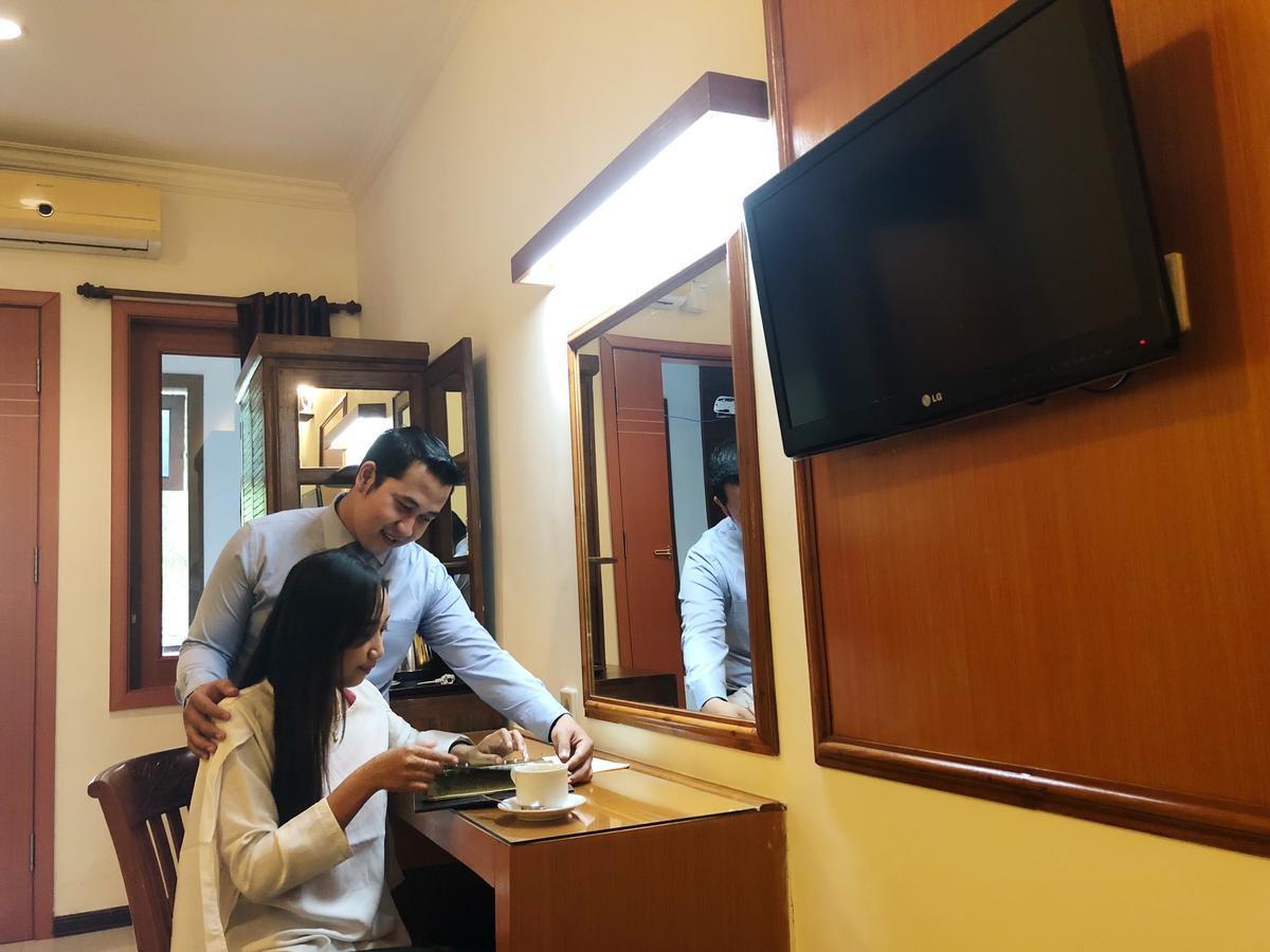 บูกิต ดวน โฮเต็ล แอนด์ รีสอร์ต Hotel เกอดีรี ภายนอก รูปภาพ