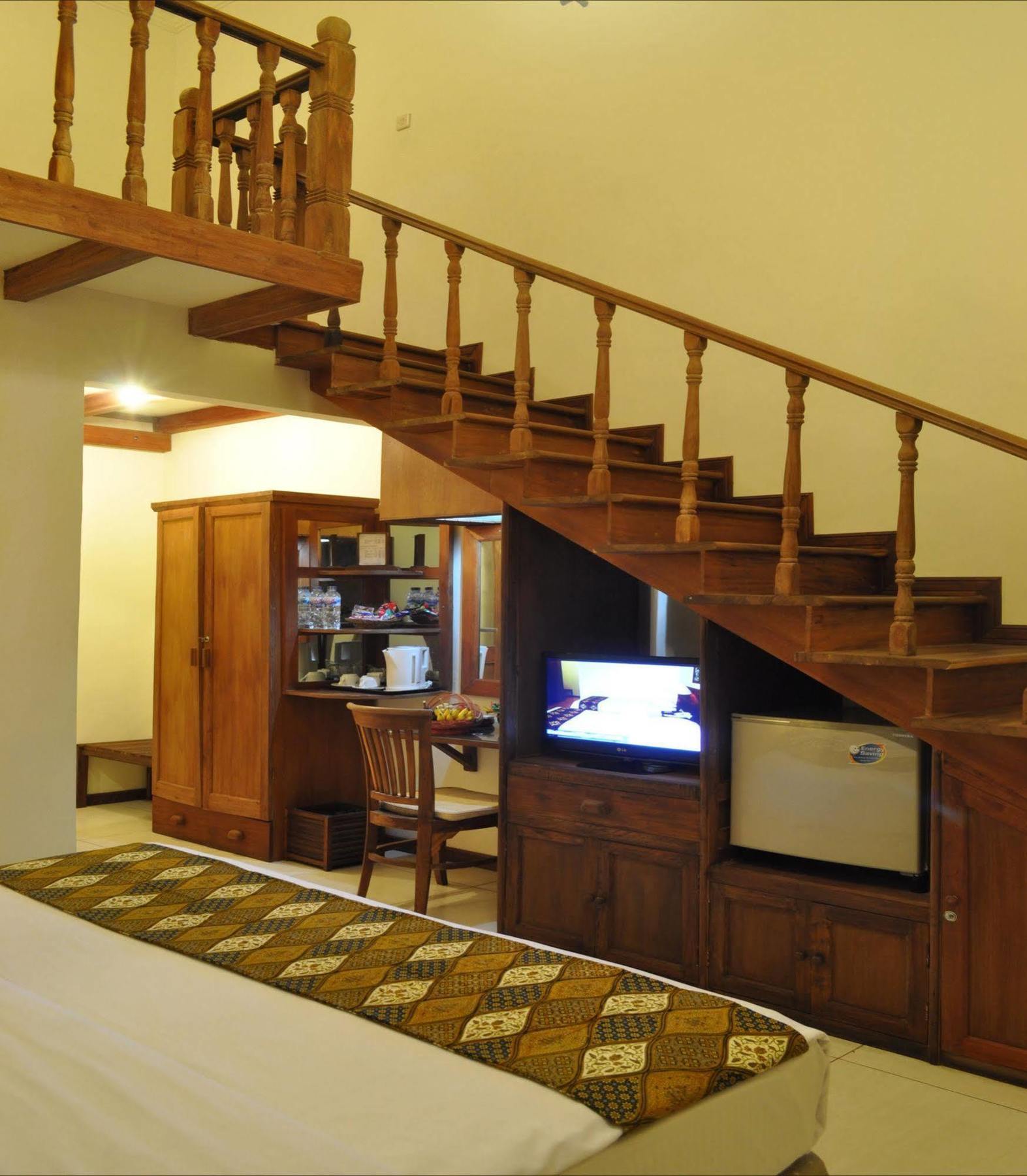 บูกิต ดวน โฮเต็ล แอนด์ รีสอร์ต Hotel เกอดีรี ภายนอก รูปภาพ