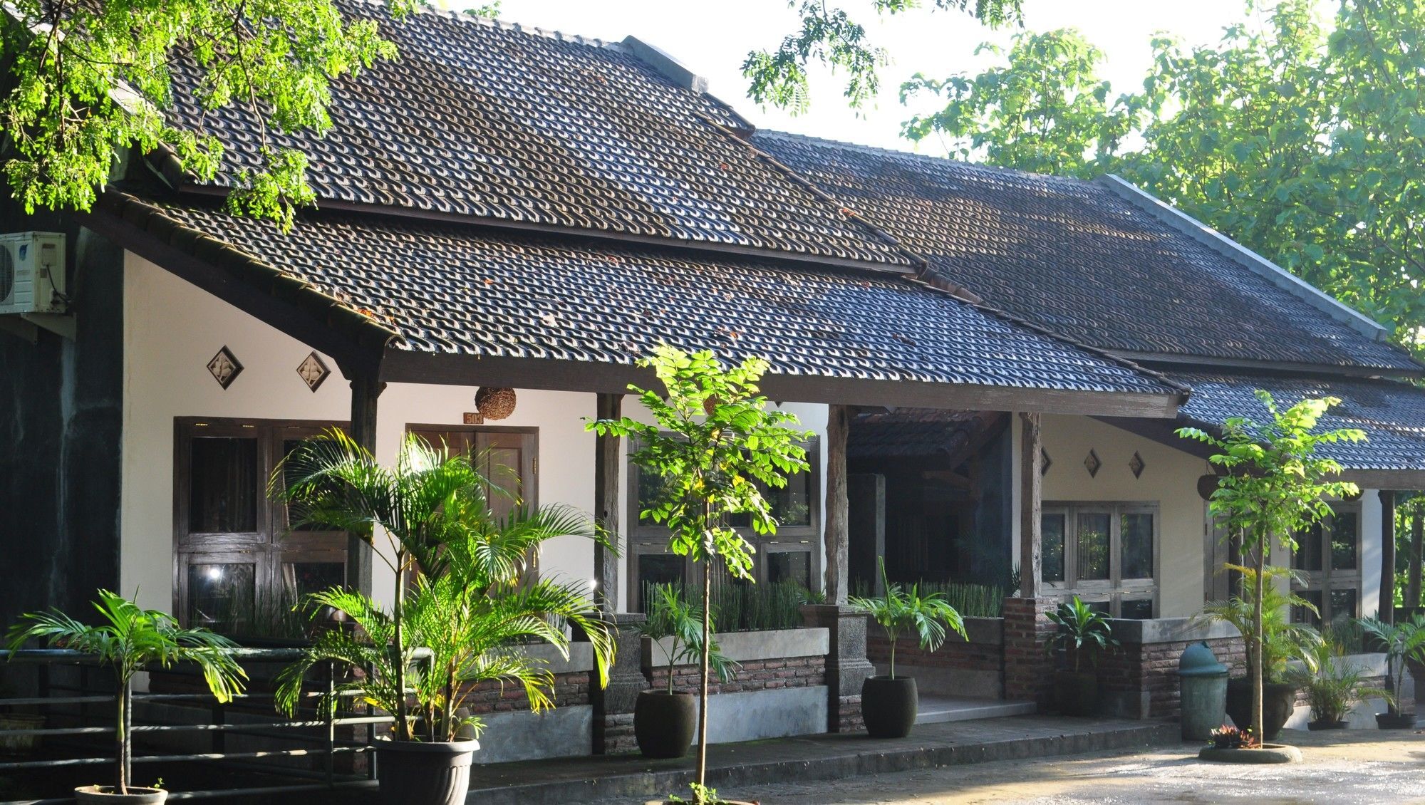 บูกิต ดวน โฮเต็ล แอนด์ รีสอร์ต Hotel เกอดีรี ภายนอก รูปภาพ